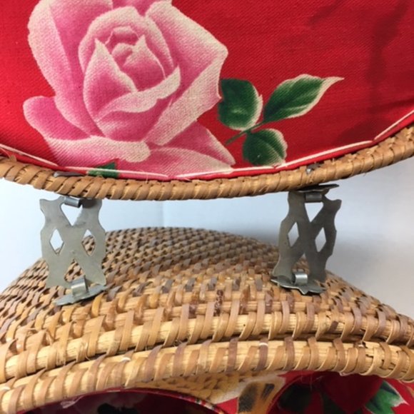 VTG Woven Wicker Tea Picnic Basket Hinged Padded Fish Clasp Double Handles - Picture 8 of 16